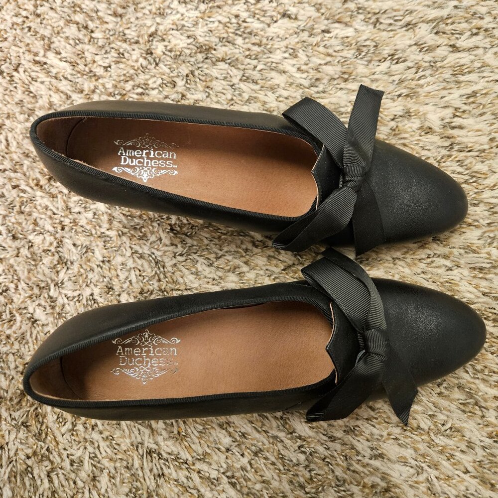 American Dutchess Black Bow Pumps